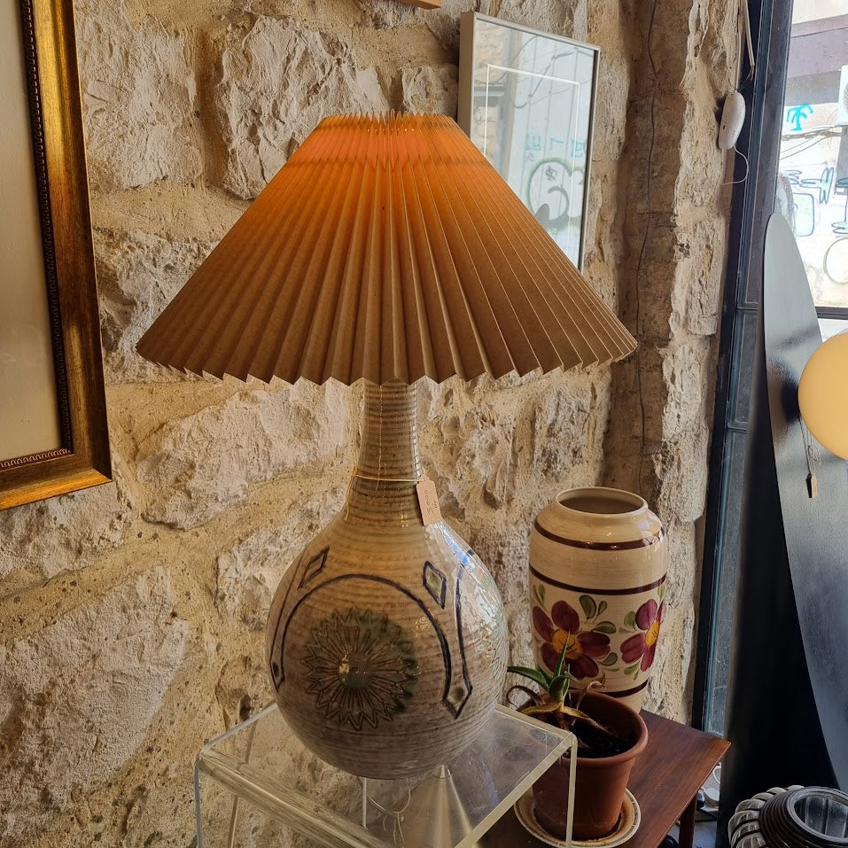 מנורת שולחן וינטג' דנית מקרמיקה (שנות ה-60/70) | Mid-Century Modern