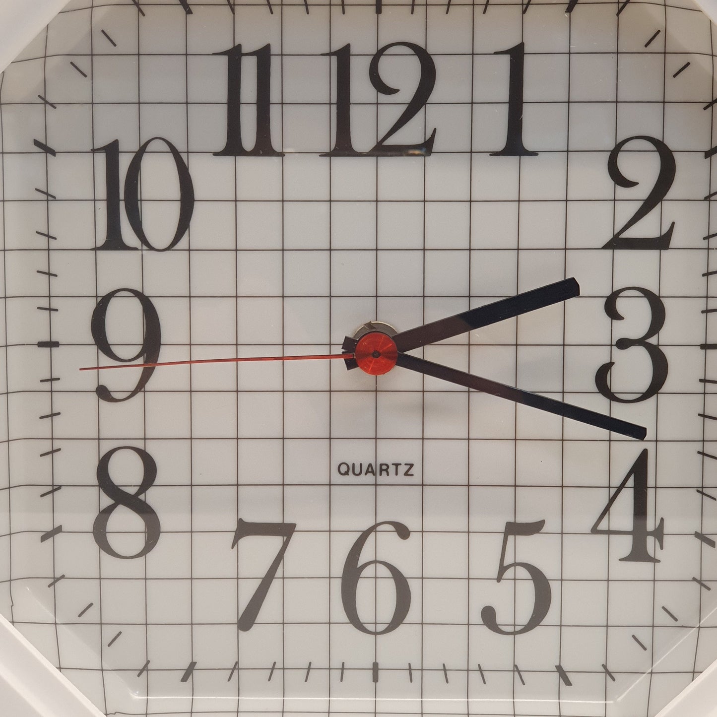Restored 1970s White Plastic Wall Clock - Quartz Mechanism - Perfect Working Condition - 25cm x 25cm
