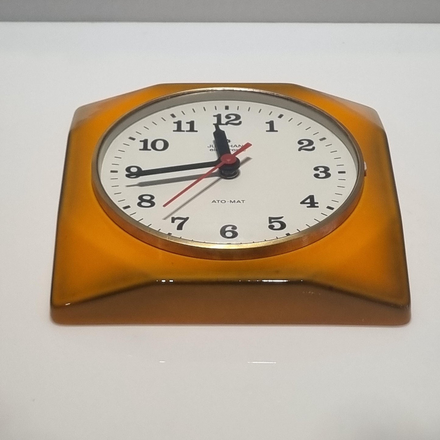 Vintage Junghans Mid-Century Wall Clock – Restored Ceramic, Quartz Movement