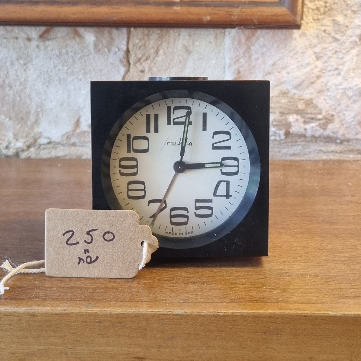 למכירה: שעון מעורר וינטג' אייקוני