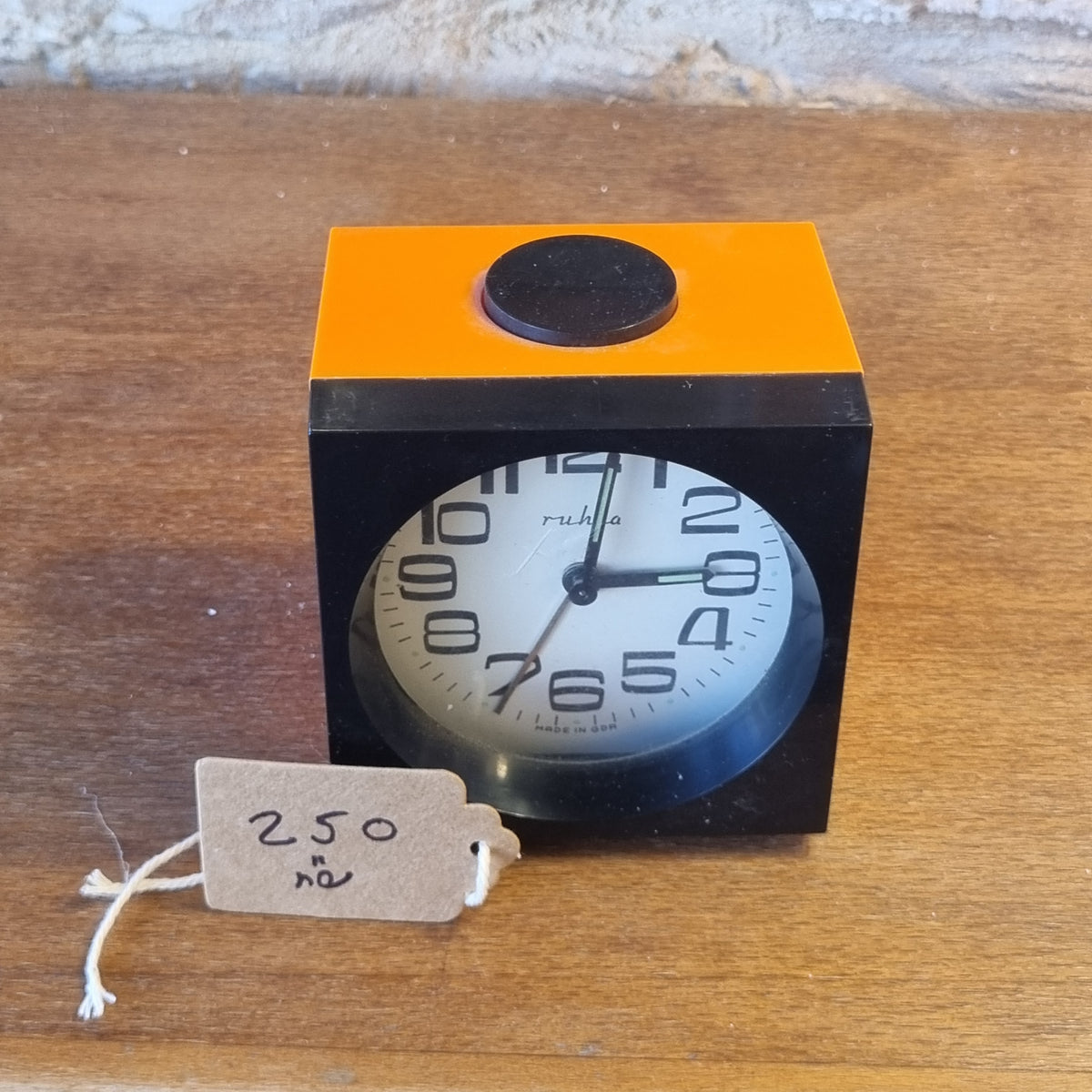 למכירה: שעון מעורר וינטג' אייקוני