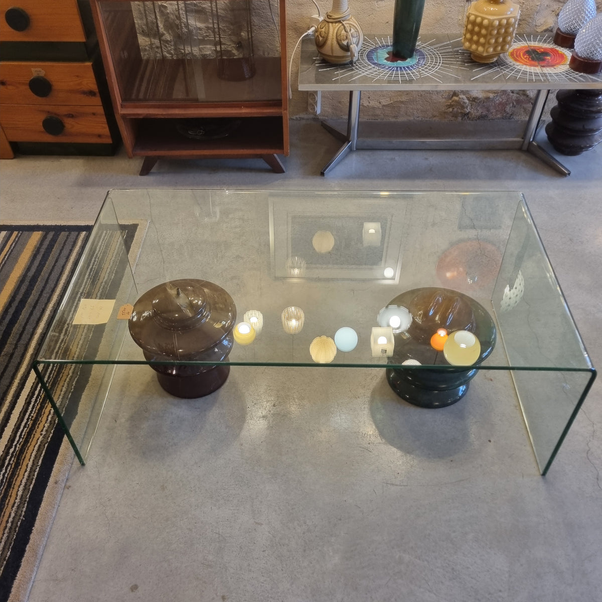 ✨ שולחן קפה מרהיב מזכוכית כיפוף (Bent Glass) – מראה נקי ואלגנטי ✨