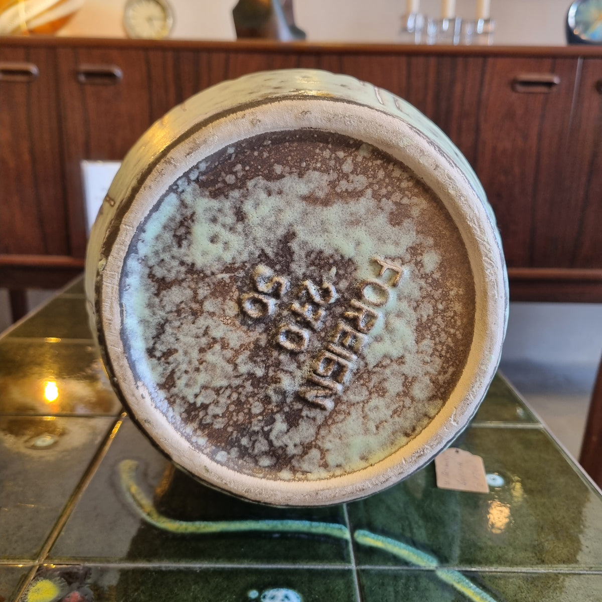 ✨ כד וינטג' פיסולי מרשים בסגנון Mid-Century ✨