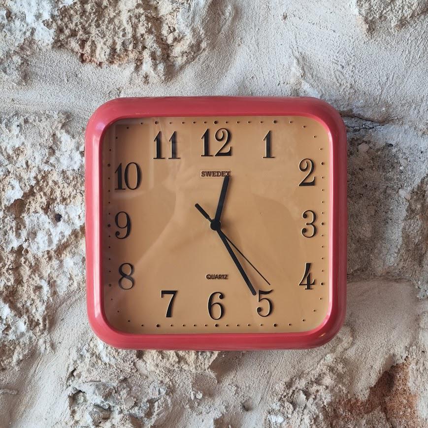 Red Vintage Square Wall Clock - Fully Restored Quartz Mechanism, Modern Look, 25 cm Size