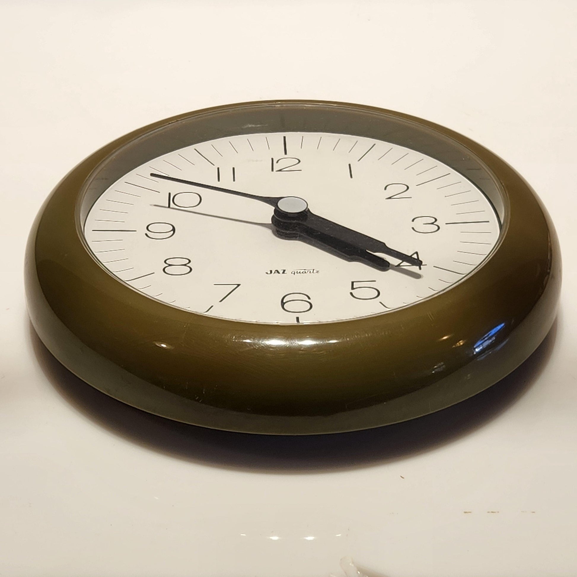 JAZ Wall clock vintage mid century modern olive green quartz rare beautiful