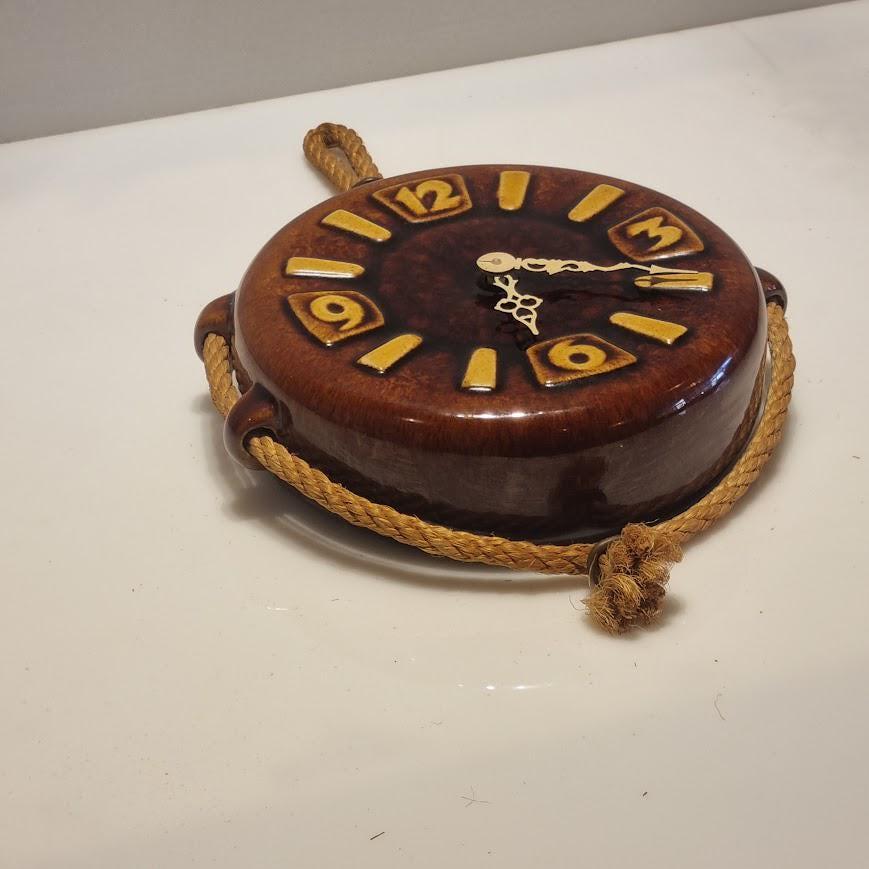 Exquisite Vintage Ceramic Clock from the 70&#39;s | Distinctive Aesthetics | Artistic Wall Decor