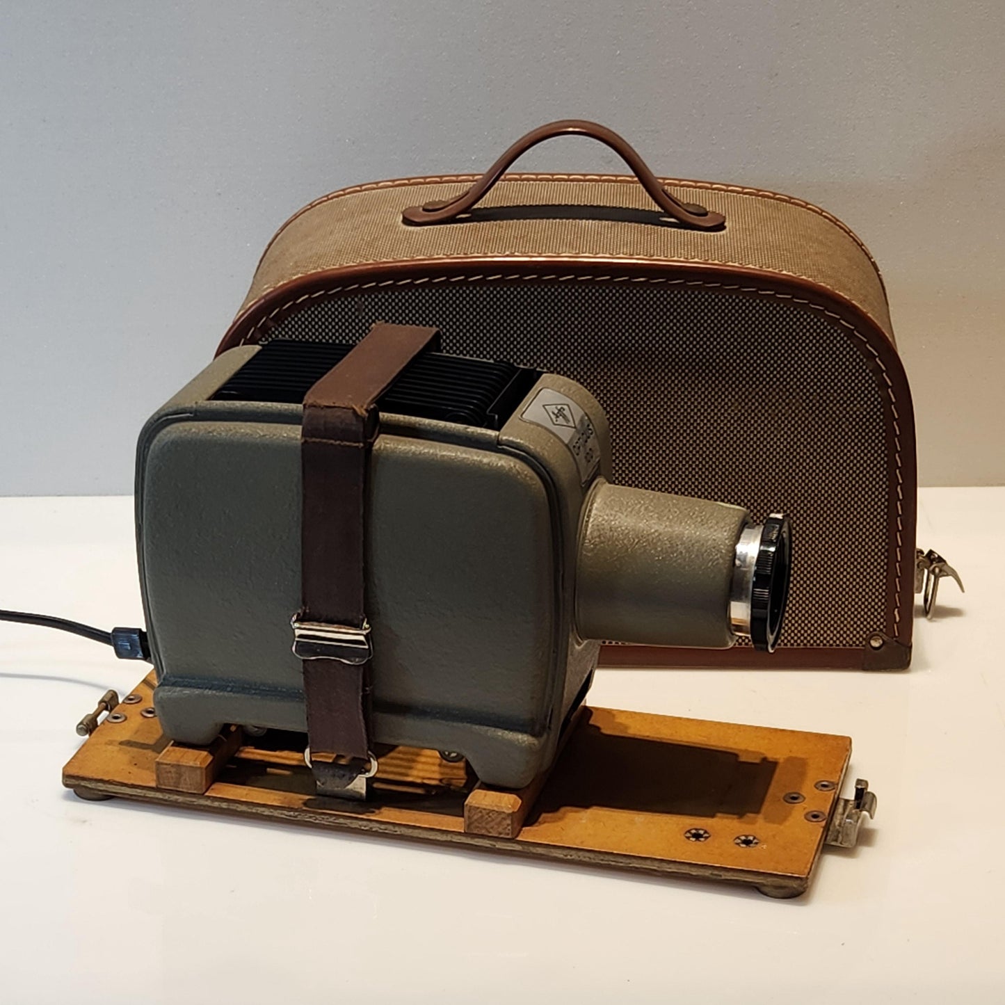 AGFA Opticus 100 vintage projector for home Germany