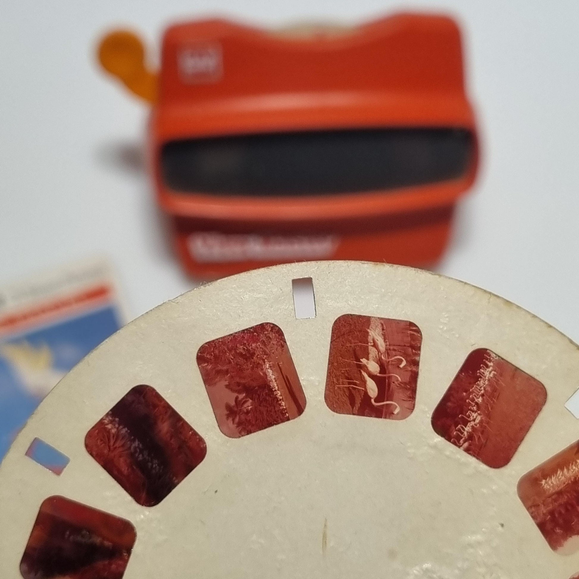Vintage 1980's View-Master Viewfinder, GAF Viewfinder, 15 Circle Reels Included, Retro Toy, Collector's Item, Working Condition