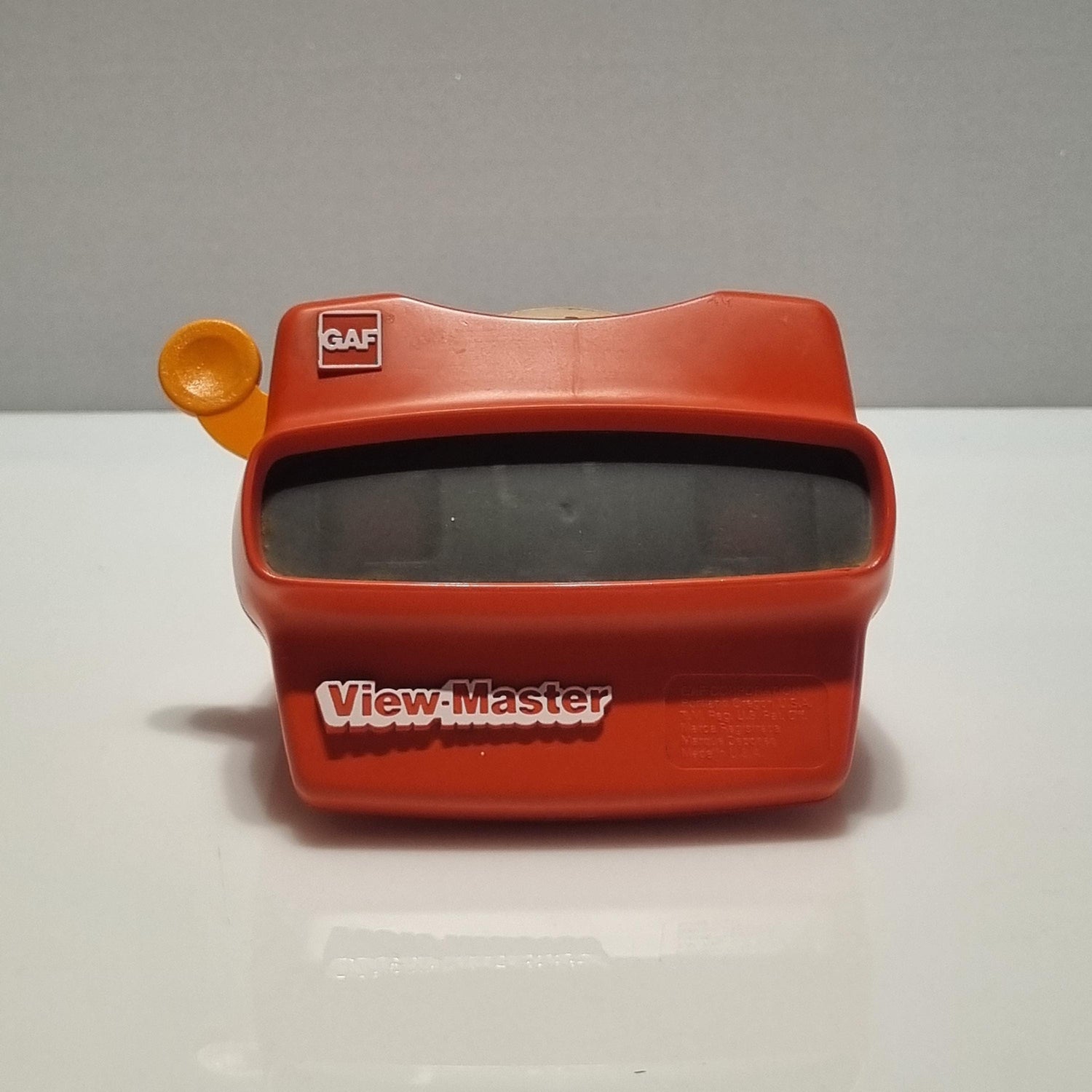 Vintage 1980's View-Master Viewfinder, GAF Viewfinder, 15 Circle Reels Included, Retro Toy, Collector's Item, Working Condition