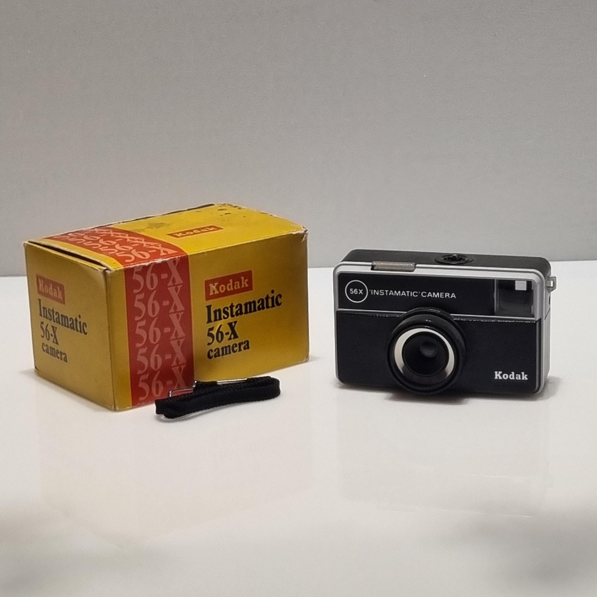 Vintage Kodak Instamatic 56X Camera: 1970s Collectible Photography