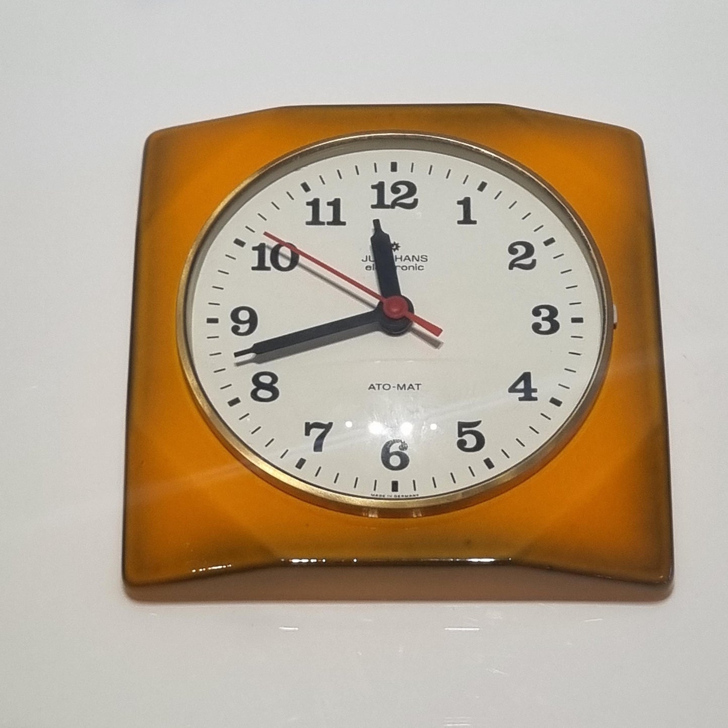 Vintage Junghans Mid-Century Wall Clock – Restored Ceramic, Quartz Movement