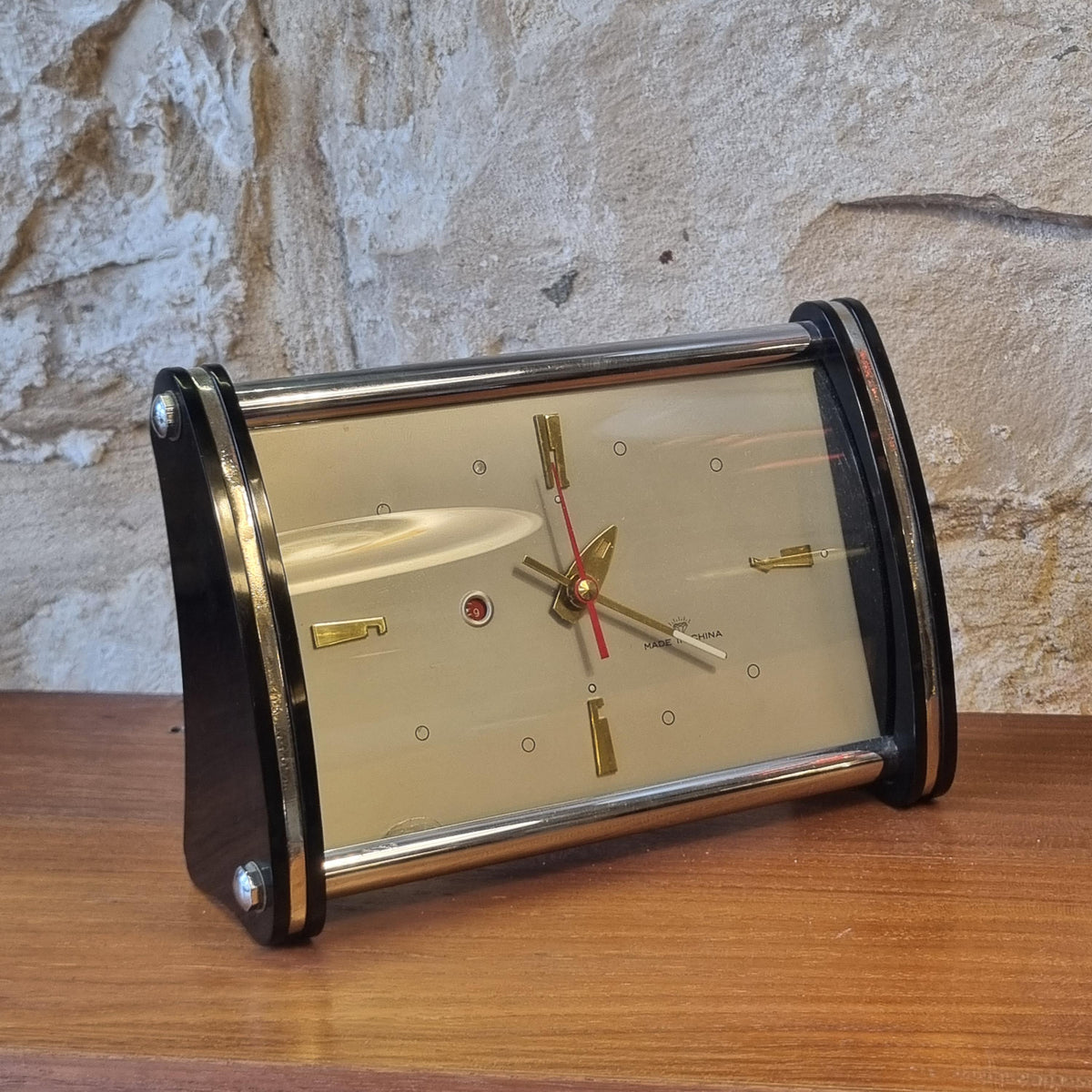Vintage Shanghai Diamond Wind-Up Alarm Clock – Retro Space Age Design