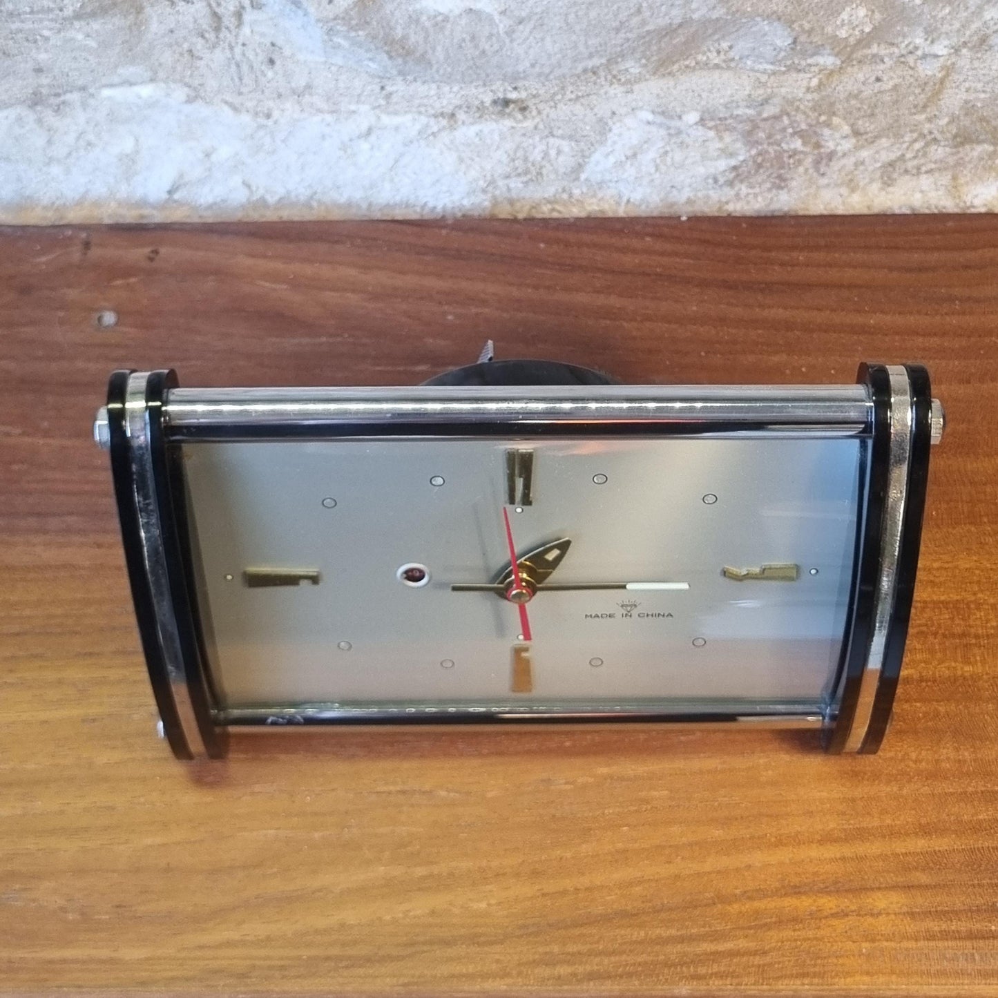 Vintage Shanghai Diamond Wind-Up Alarm Clock – Retro Space Age Design