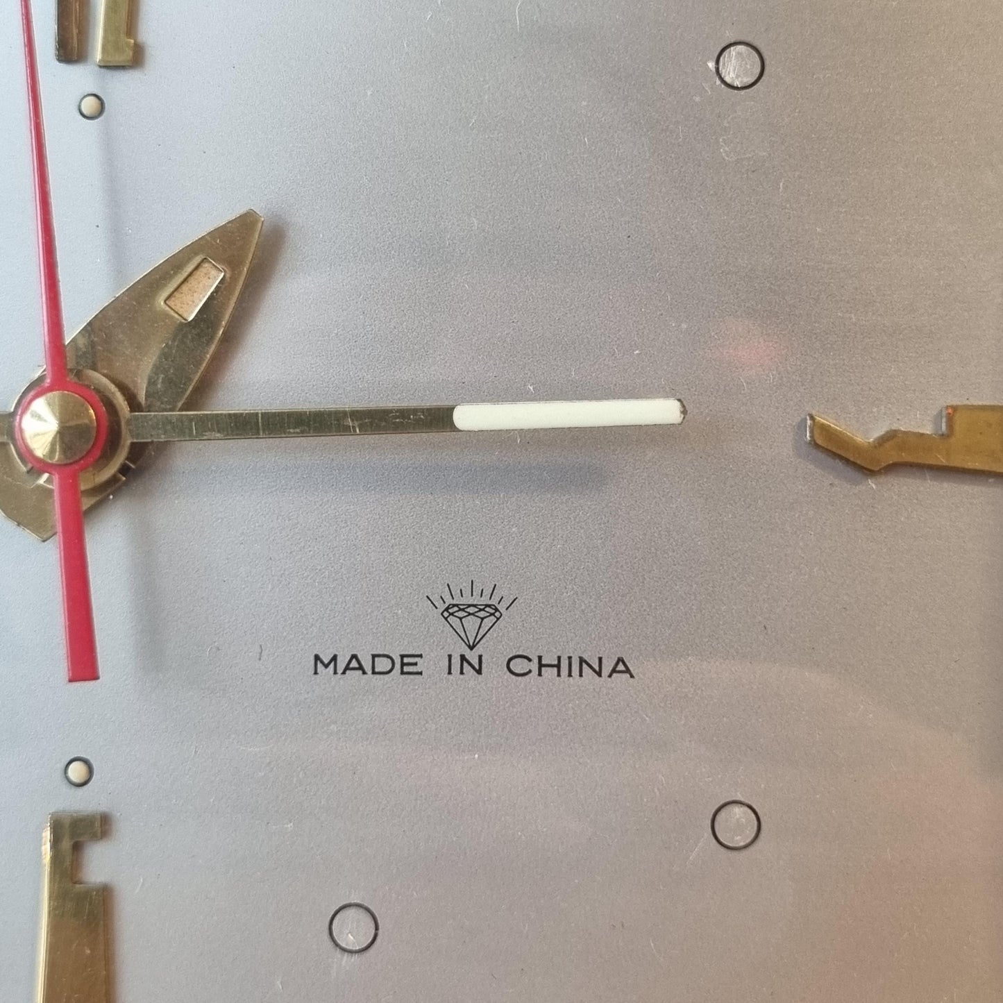 Vintage Shanghai Diamond Wind-Up Alarm Clock – Retro Space Age Design