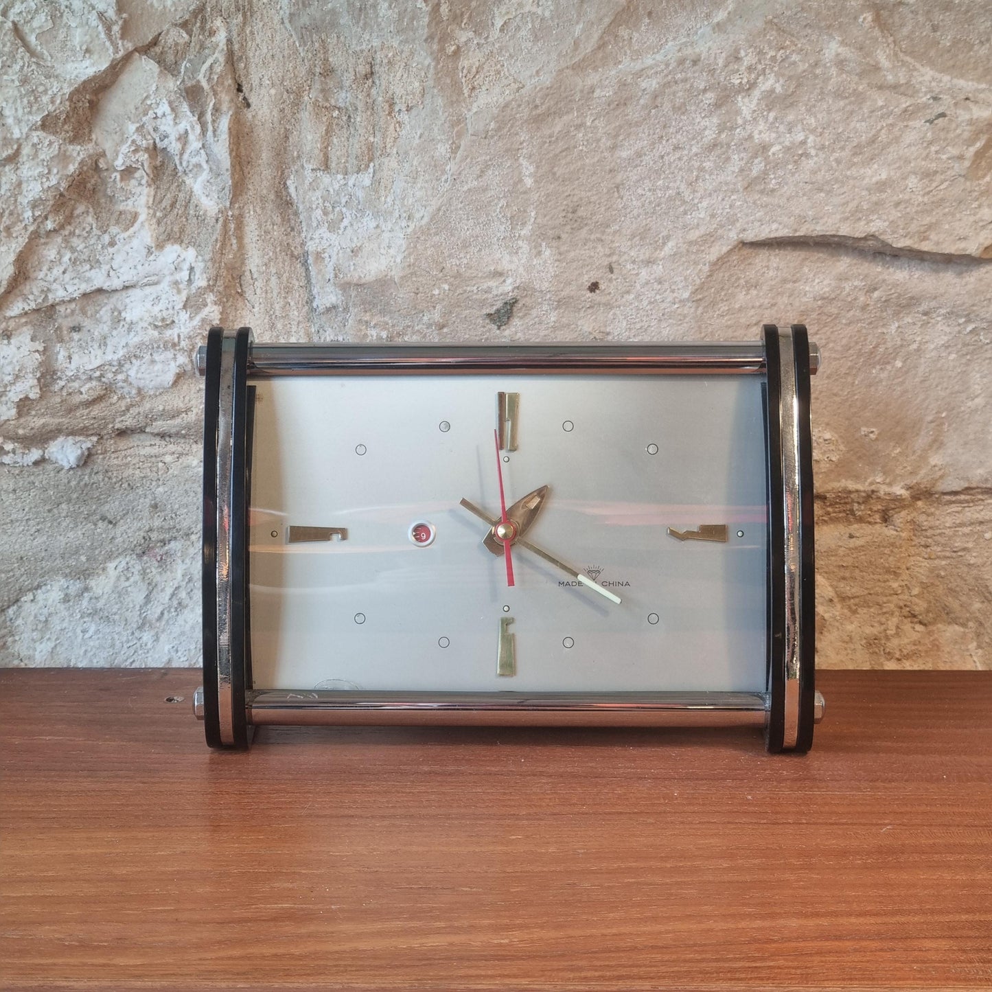 Vintage Shanghai Diamond Wind-Up Alarm Clock – Retro Space Age Design