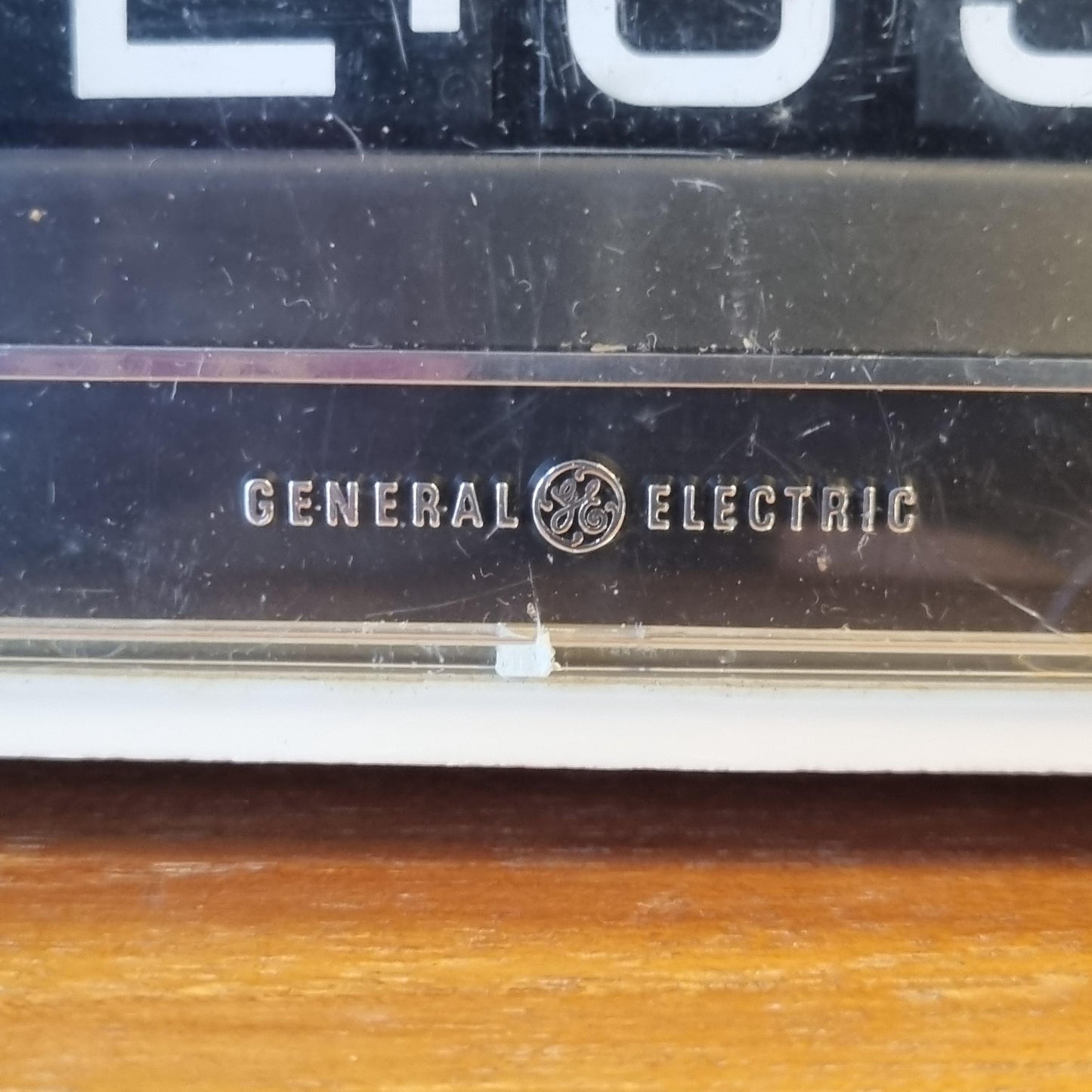 Vintage General Electric Flip Alarm Clock – 1970s Retro Space Age Mid Century Modern