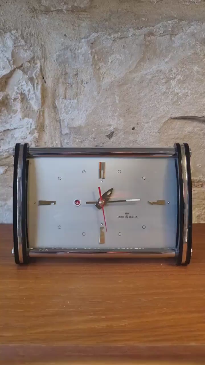 Vintage Shanghai Diamond Wind-Up Alarm Clock – Retro Space Age Design
